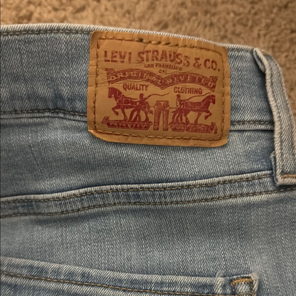 Levi Strauss & Co. Light blue denim jeans size 8 stretchy